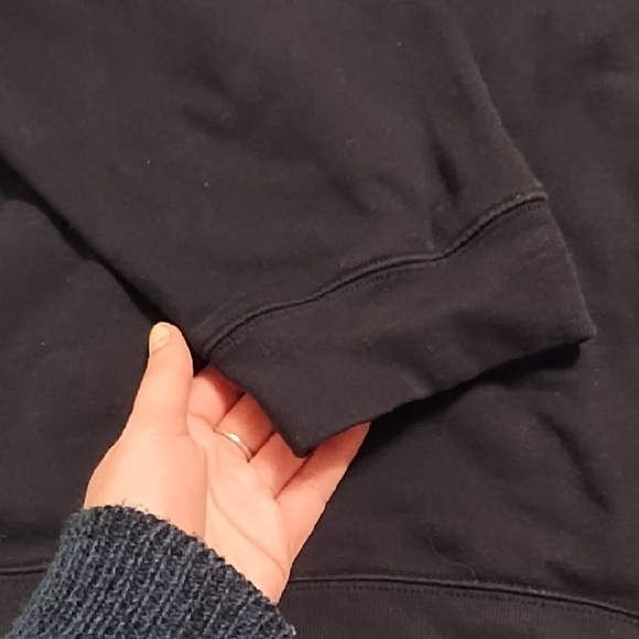 Eddie Bauer Men's Navy Crewneck Sweater - Picture 5 of 7